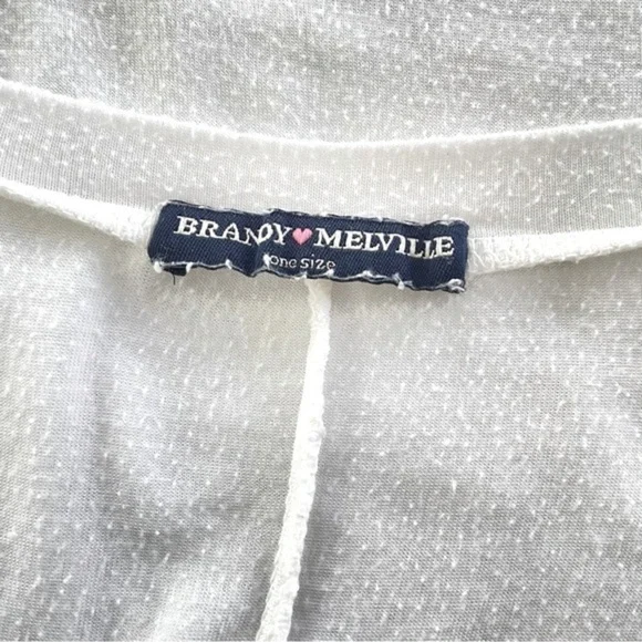 Brandy Melville white t-shirt one size - Picture 3 of 4